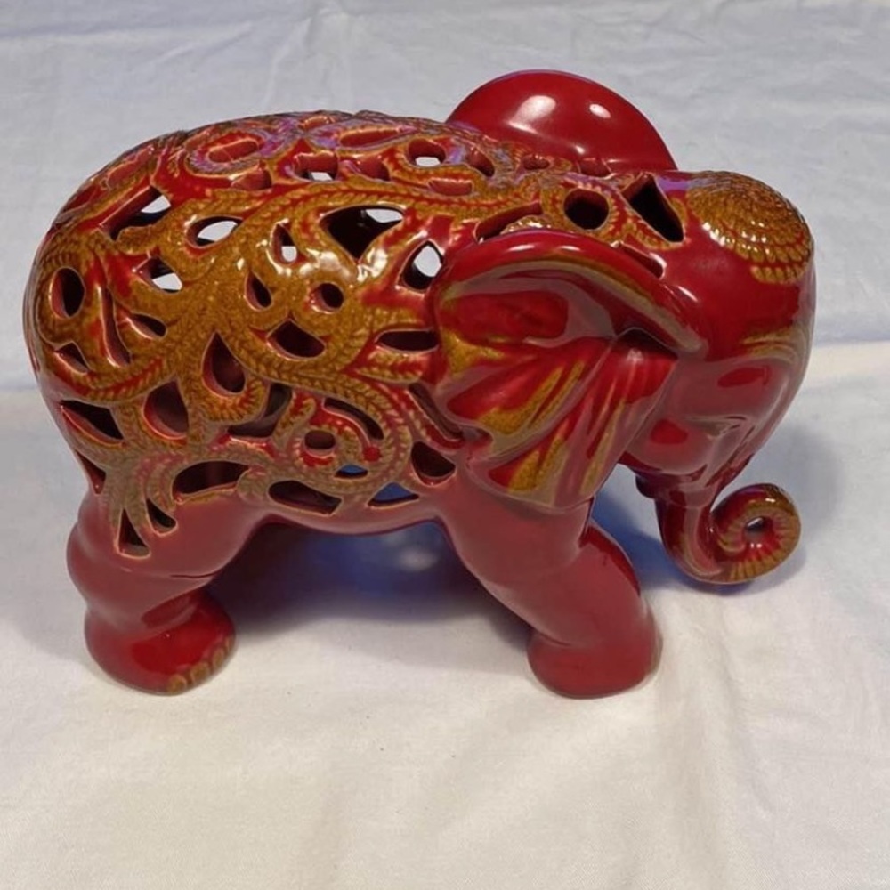 Pierced Ceramic Elephant - Picture 2 of 5